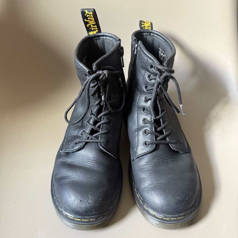 Black Side Zip / Lace up Dr. Martens Boots for Big Girl Size 4 - Picture 2 of 14